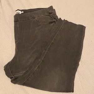 22w pants